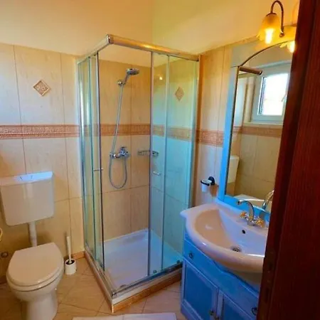 Gorgeous Holiday In With Private Pool Kaštelir