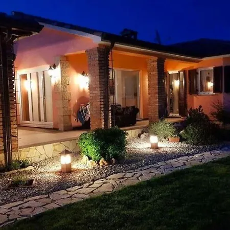 Gorgeous Holiday In With Private Pool Tatil Evi *